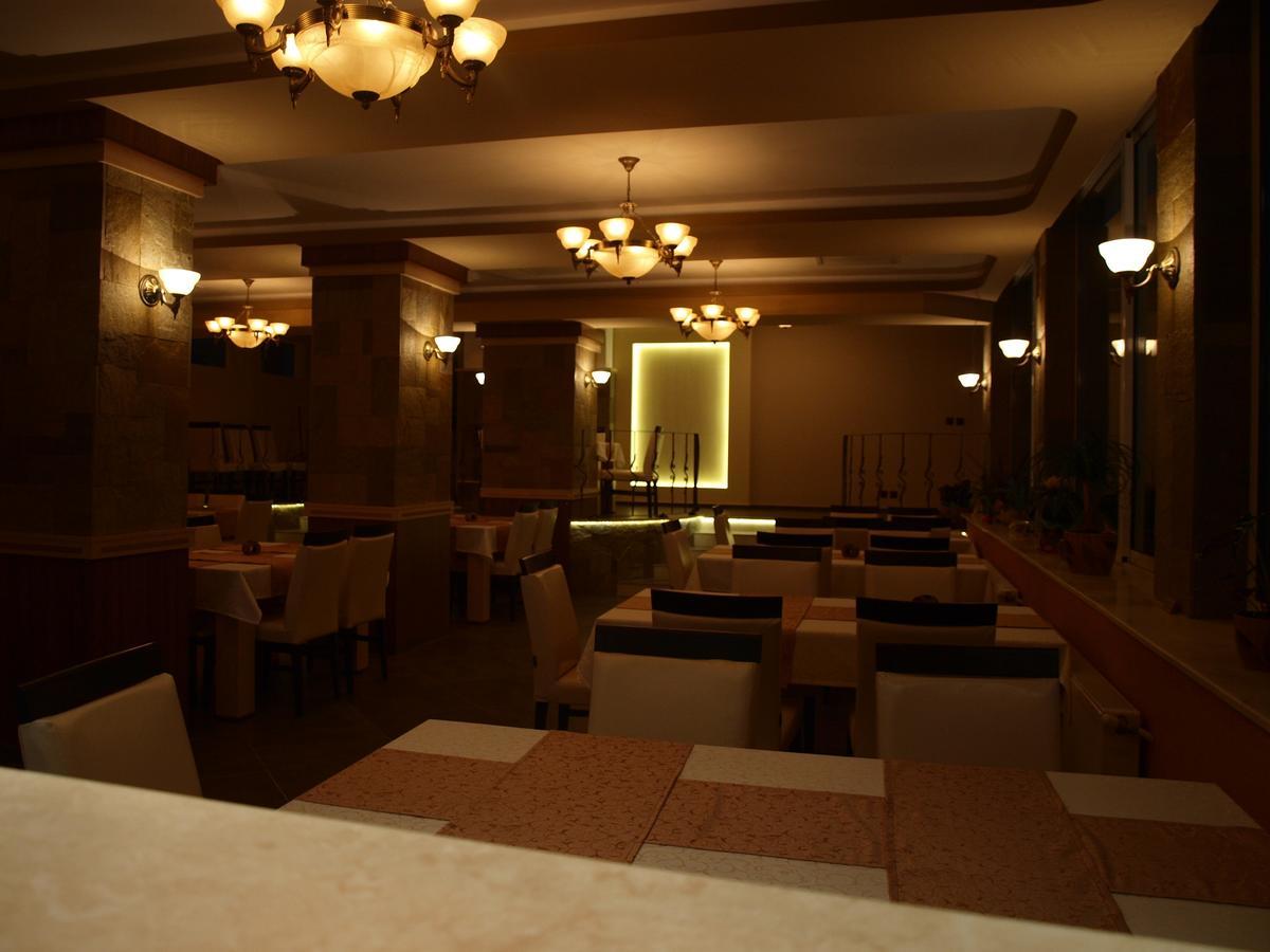 Hotel Mimoza Razgrad Exterior photo