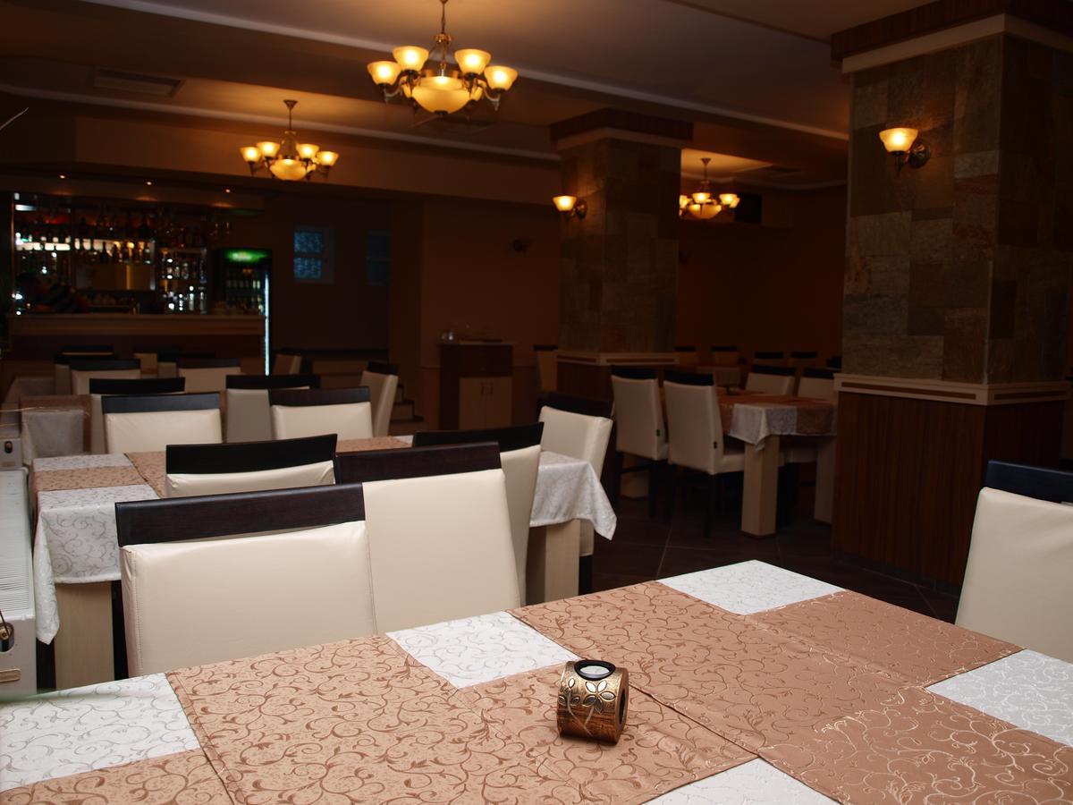 Hotel Mimoza Razgrad Exterior photo