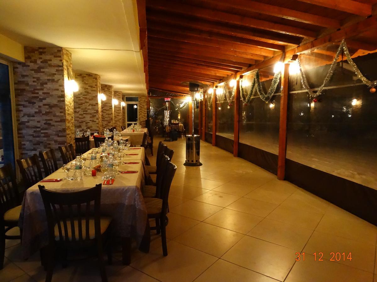 Hotel Mimoza Razgrad Exterior photo